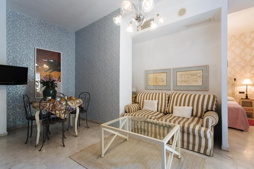 Singular Corral De San Jose Apartment Seville Exterior photo